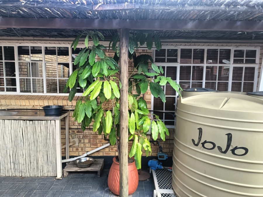 3 Bedroom Property for Sale in Naudeville Free State